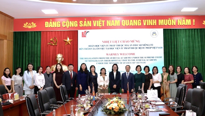 Tăng cường hợp tác đào tạo, nghiên cứu giữa Học viện Tư pháp Việt Nam - Mông Cổ